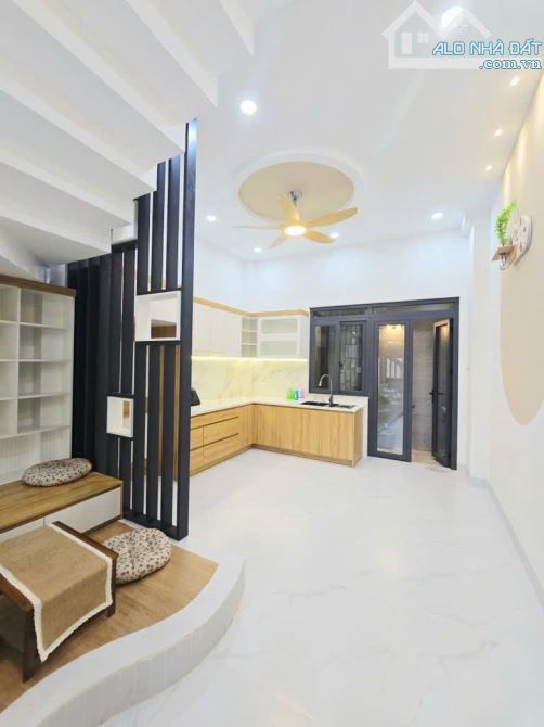 Đang hot - Đường ô tô 8m - Nhà xây mới 3 tầng 50m2 - 4.1 tỷ thương lượng - Khu dân cư phân - 2
