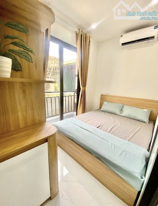 Hơn 9 tỷ . CCMN 7 tầng thang máy. 12p KK . TT MỸ ĐÌNH . Dòng tiền 45-50tr/ tháng - 2