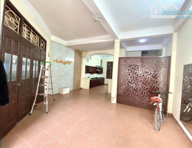 LÔ GÓC MẶT TIỀN QUYỀN LỰC TRUNG TÂM VĂN QUÁN - NGAY SÂN BÓNG - VỪA Ở VỪA KINH DOANH VP - 2