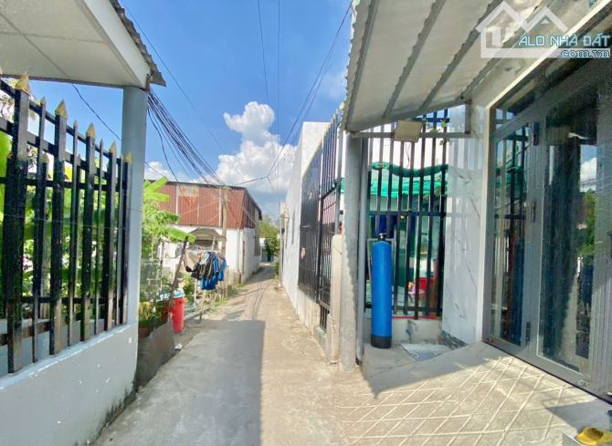 Lô góc 107m2 Long Định Cần Đước ngay Cổng Khu Công Nghiệp Thuận Đạo giá 790tr - 2