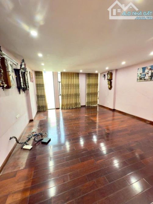 BÁN TOÀ NHÀ THÁI THỊNH, ĐỐNG ĐA - 93M² x 9T THANG MÁY - MT 5.5M - Ô TÔ TRÁNH - GIÁ 39.9 TỶ - 2