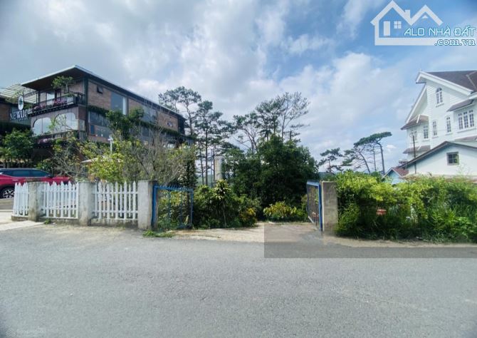 Bán Đất Tặng View Triệu Đô 748m2, 48 tỷ, Hoàng Hoa Thám - 2