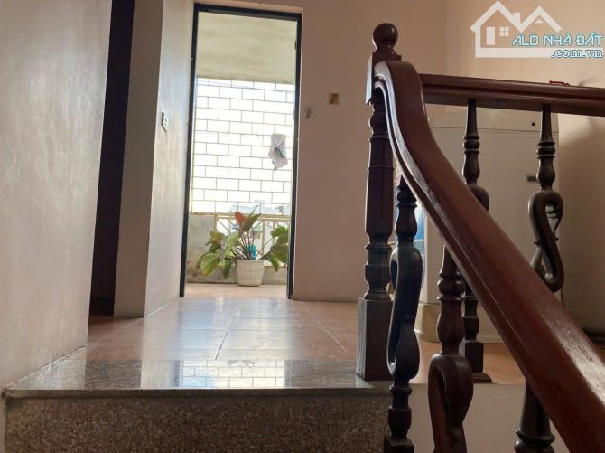 Cho thuê nhà ngõ 622 Minh Khai, Vĩnh Tuy, Hai Bà Trưng. DT 25m x 4 tầng, giá 8tr - 2