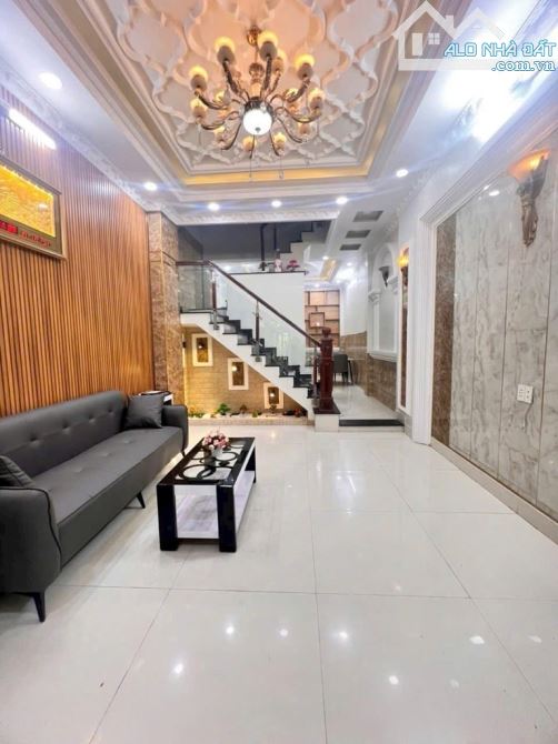 KDC Saigonmoi - Nhà Bè - 4x17 - 3 tầng 4PN - Đường 8m - nhỉnh 6 tỷ - 2