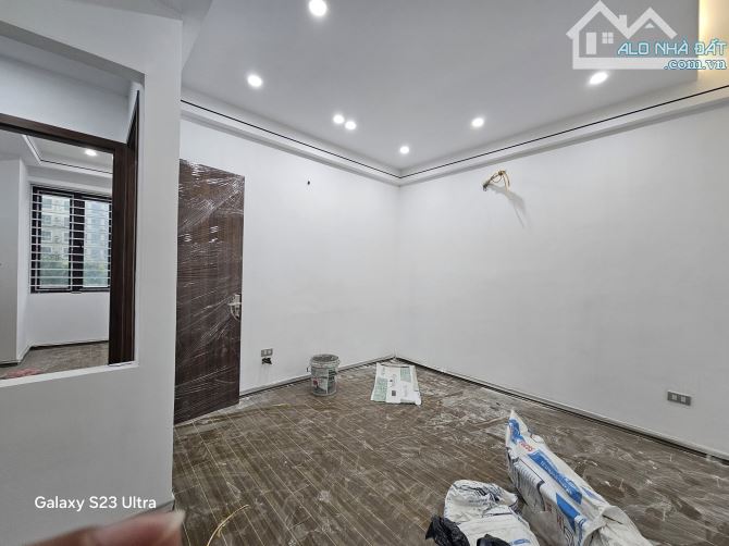 TOÀ CT1-1 KĐT MỄ TRÌ HẠ-NHÀ ĐẸP FULL NỘI THẤT-Ở NGAY-98M2- 3 NGỦ-2WC-TẦNG DƯỚI 10-8,2 TỶ - 2