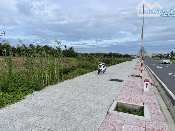 Bán 8.000m2 đất y tế 2 mặt tiền, cách Bệnh viện Tỉnh Trà Vinh 1,2km, mặt tiền Nguyễn Đáng - 3