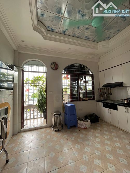Bán nhà An Dương Vương, Bắc Từ Liêm, 36m2, 3 tầng, mặt tiền 4.25m, giá 9.2 tỷ - 3