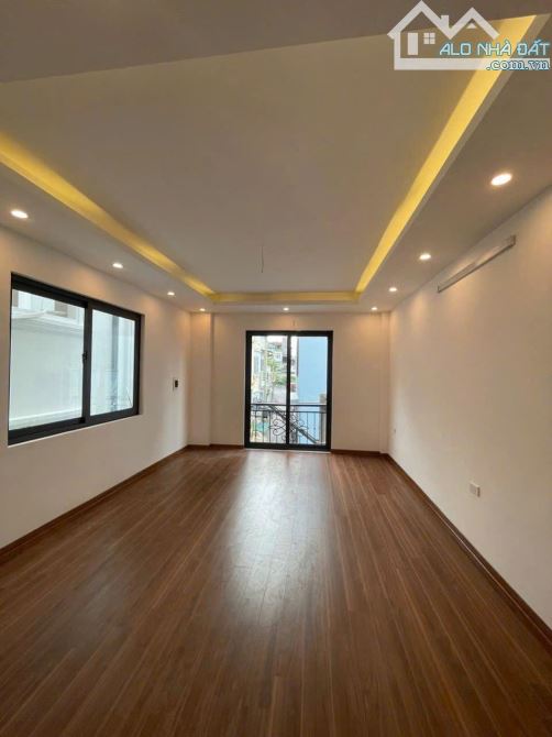 Bán gấp giá rẻ ngõ 1 tổ 8 Ngọc Hồi, Vĩnh Khang 52m, 5 tầng, mặt tiền 3.4m, 6.7 tỷ Thanh Tr - 3
