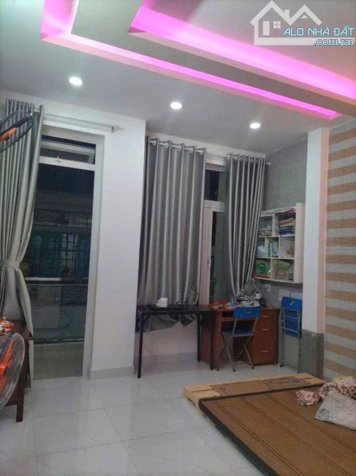 SIÊU PHẨM NHÀ ĐẸP  – HXH Ô TÔ ĐẬU CỬA - GẦN AEON TÂN PHÚ - 2 TẦNG BTCT - 52M² SỔ HỒNG VUÔN - 3