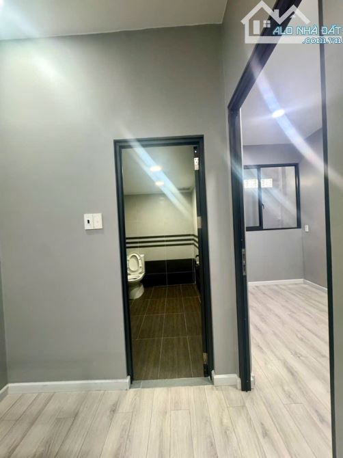 SIÊU HOT VIP KHU TÂN QUÝ – NHÀ MỚI 2 TẦNG – BTCT - HẺM 8M Ô TÔ ĐẬU CỬA GẦN AEON TÂN PHÚ - - 3