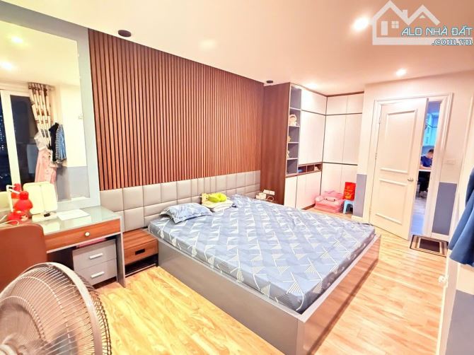 BÁN GẤP CHUNG CƯ  PHÚ GIA ,SỐ 3 NGUYỄN HUY TƯỞNG, THANH XUÂN. 112M2 – 3PN.9,98 TỶ - 3