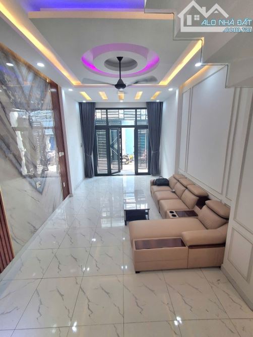 NHÀ MỚI 100% - FULL NỘI THẤT - XE HƠI ĐẬU CỬA Tiện ích xung quanh đầy đủ - 3