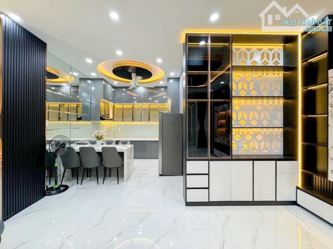 Siêu Phẩm 4 Tầng , XE HƠI ĐỔ CỬA , Ngang 5.3m , Huỳnh Tấn Phát , giá 7Tỷ Hơn - 3