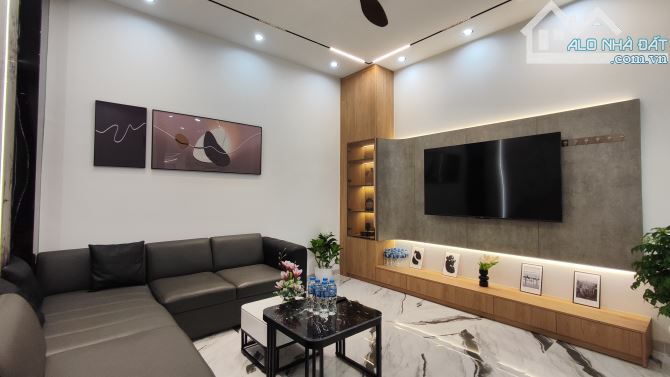 🚀 SIÊU PHẨM SMART HOME – CÓ THANG MÁY – PHẠM VĂN CHIÊU 1 XẸT Ô TÔ NGỦ TRONG NHÀ CHỈ 7.990 - 3