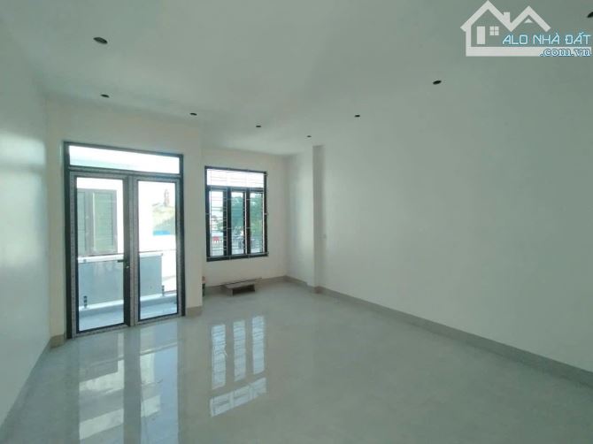 BÁN NHÀ ĐẸP 1.9 TỶ 3 TẦNG 52M2 ( ĐÔNG NAM ) NGÕ TRẦN ĐĂNG NINH - 3