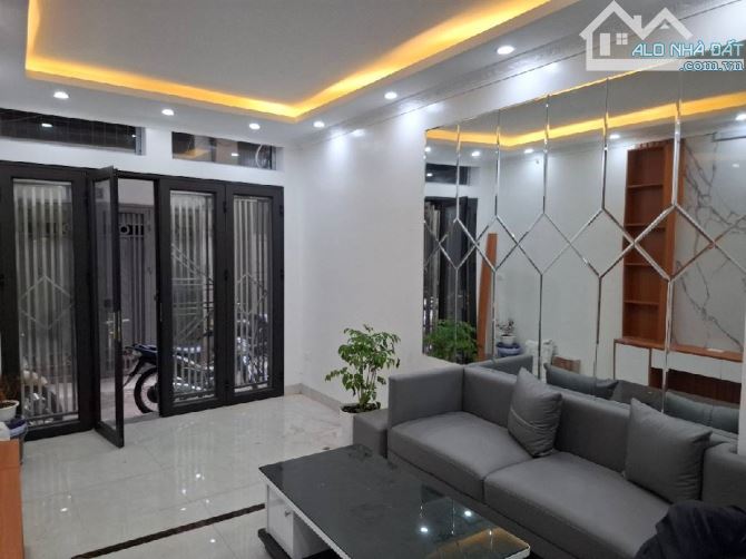 NHÀ MỚI 5 TẦNG THANG MÁY - KHU VỰC LÕI HÀ ĐÔNG PHỐ TÔ HIỆU - NGUYỄN TRÃI - 3