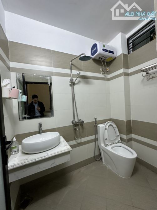 Đầu ngõ 158 cạnh HỖ NGỌC HÀ – 5 tầng LÔ GÓC 34m chỉ 7.4 tỷ - SÂN THOÁNG, NHÀ ĐẸP Ở LUÔN, S - 3