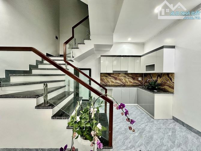 Bán nhà Đà Nẵng ,Vạn Mỹ , Ngô Quyền . 3,5 tỷ , 3 tầng , 44m. - 3