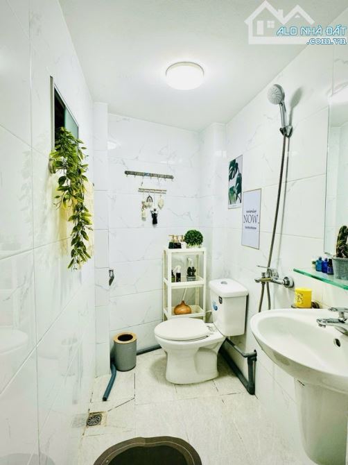 SIÊU PHẨM DÒNG TIỀN 6 TẦNG KHÔNG THANG MÁY-10 TẦNG KHU KIM GIANG- NGÕ THÔNG TỨ TUNG-LÔ GÓC - 3