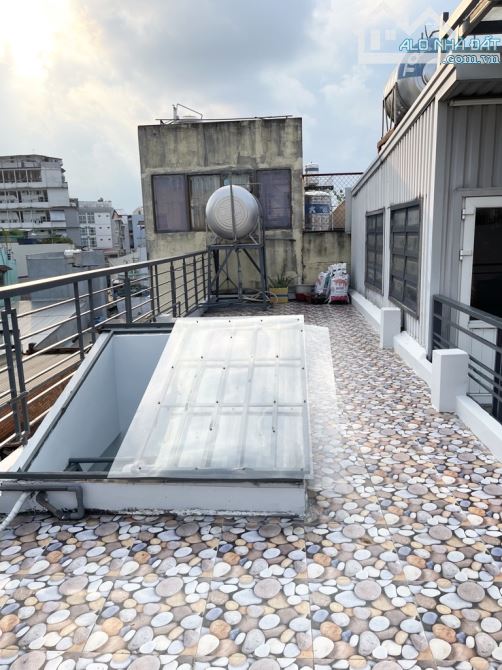 ĐỐI DIỆN NHÀ THI ĐẤU PHÚ THỌ - 45m2, 4 tầng cứng cáp, CHỈ NHỈNH NHẸ 6 TỶ. - 3