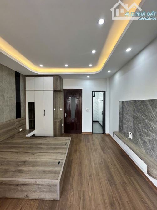 SIÊU PHẨM KHƯƠNG ĐÌNH - LÔ GÓC THANG MÁY - 38M2 6 TẦNG - 9 TỶ - 3