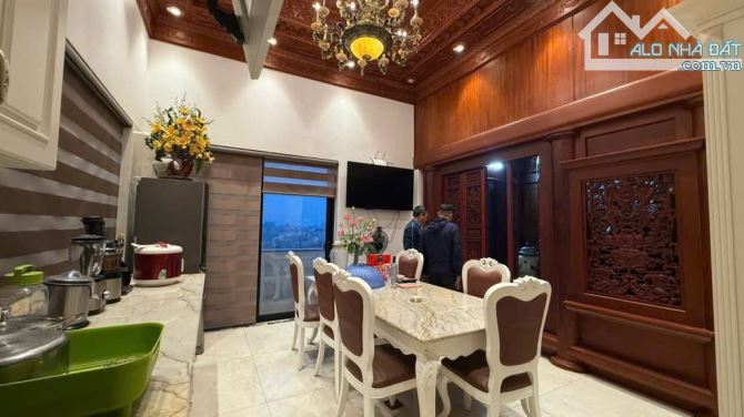 Đầu tư sinh lời: Nhà 5 tầng Long Biên 58m² MT 5m gần cầu Vĩnh Tuy. Ô tô vào, Giá 11.9 tỷ - 3