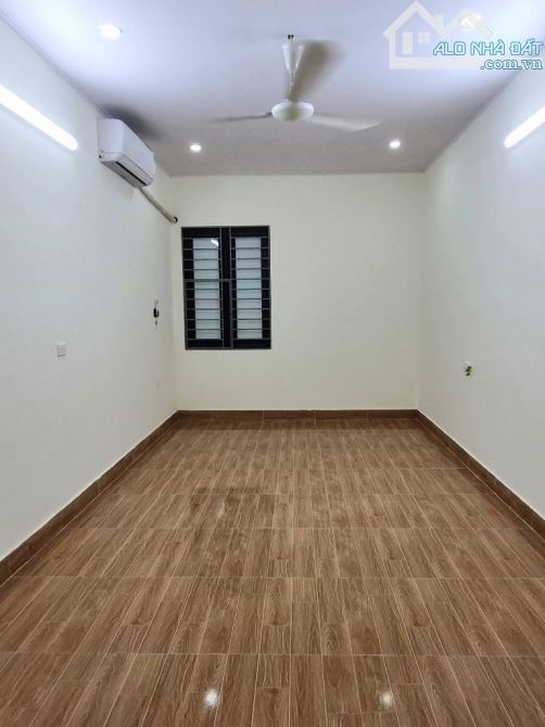 1 CĂN DUY NHẤT ĐỐNG ĐA - MỚI CỨNG 5 TẦNG 3 NGỦ KHÉP KÍN - 2 MẶT NGÕ TRƯỚC SAU NGÕ THÔNG - - 3
