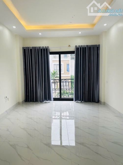 NHÀ ĐẸP LUNG LINH, GẦN Ô TÔ, TIỆN ÍCH ĐỦ ĐẦY, LAI XÁ, KIM CHUNG – 30M² x 5T – GIÁ 5,8 TỶ - 3
