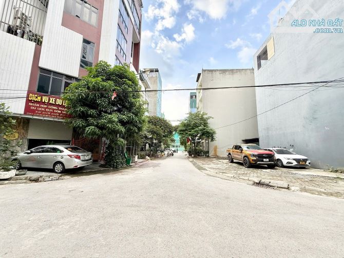 ĐẤT YÊN NGHĨA PHÂN LÔ VỈA HÈ CẠNH LÔ GÓC HƠN 11 TỶ - 3