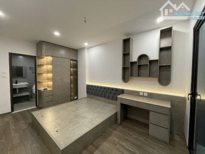 BÁN NHÀ ĐƯỜNG SÀI ĐỒNG 50M2, 5 TẦNG MỚI ĐẸP, Ô TÔ ĐỖ CỬA, 8.6 TỶ - 3