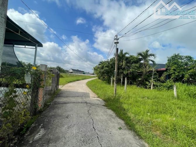 BÁN LÔ ĐẤT 145M2-GIÁ CHỈ 1 TỶ 250 TRIỆU-KHU PHỐ 4-THỊ TRẤN ĐỨC HÒA - 3