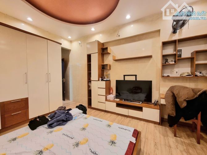 Bán nhà Trần Phú cạnh HV Bưu Chính, 42m x 4 tầng, ô tô tránh kinh doanh sầm uất - 3