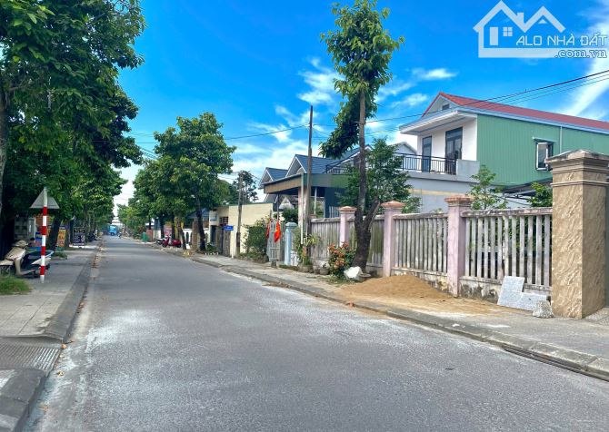 KIỆT NGUYỄN HIỀN – TT TỨ HẠ - Cạnh dự Hương Văn- Tứ Hạ - 3