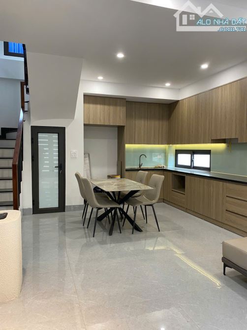 NHÀ ĐẸP Ở NGAY 3 TẦNG ĐỦ CÔNG NĂNG TỊA TRUNG TÂM NGUYÊN KHÊ BẠT NGÀN TIỆN ÍCH - 3