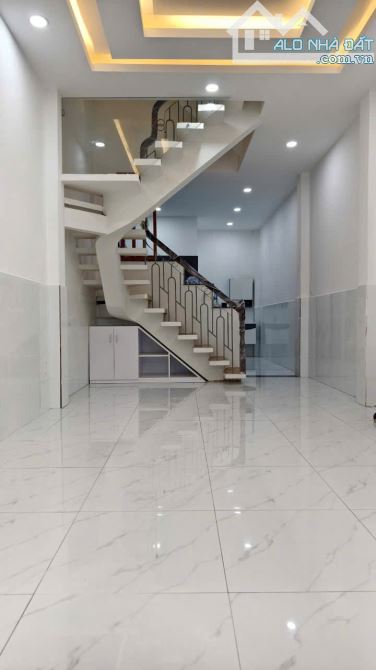 💥  BÁN NHÀ HẺM 4M THÔNG ĐƯỜNG LÃNH BINH THĂNG - P.12 - Q.11 - 45m² x 3Tầng - 3