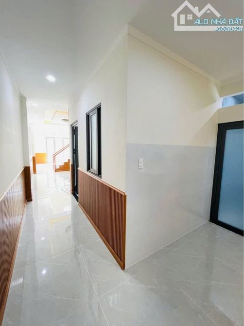 BÁN CĂN NHÀ MẪU HIỆN SỔ HỒNG RIÊNG VỊ TRÍ KHU DÂN CƯ ĐÔNG ĐÚC - 3