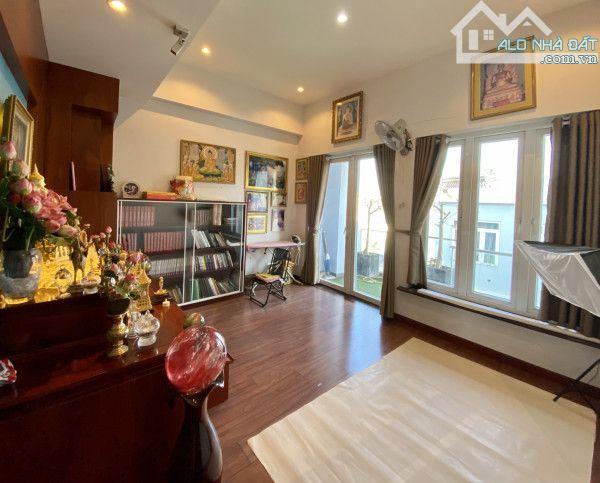 Nhà HXH ngang 5x17m, 5 tầng giá chỉ 9 tỷ còn bớt. "Hàng hiếm" 100% - 3