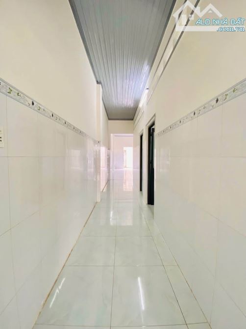 Kẹt Lắm Rồi ! Bán gấp căn nhà ở 1/ Đ . Trịnh Thị Miếng , Hóc Môn 100m2 SHR giá 1 tỉ - 3