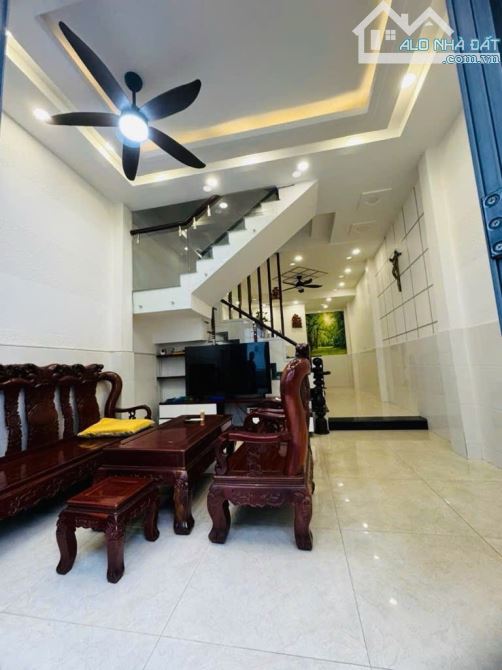 GẦN AEON MAILL TÊN LỬA - MẶT TIÈN NỘI BỘ 4 TẦNG, ĐẸP KHÔNG TỲ VẾT HƠN 8 TỶ.🌻 - 3