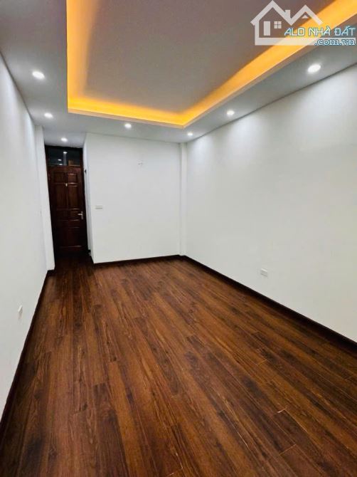 𝗡𝗛𝗔̀ Đ𝗘̣𝗣 KHƯƠNG TRUNG - THANH XUÂN - NỘI THẤT HIỆN ĐẠI ĐỦ CÔNG NĂNG - 3