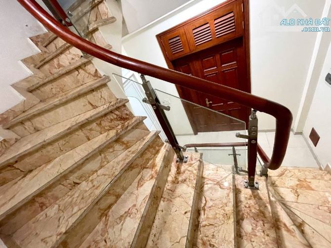 SIÊU PHẨM. 55m. 6 tầng. 13,2 tỷ. Nội thất đẳng cấp.Ôtô gần. MỸ ĐÌNH.NGUYỄN HOÀNG - 3