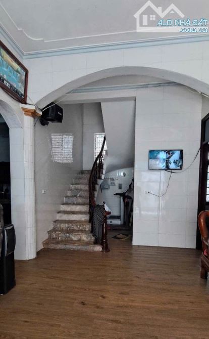 Cửu Việt Trâu Quỳ / Nhà Lô góc 3T 85m, 6.5m, 11.6 tỷ /Ô tô tránh, 2 mặt thoáng, Ở sướng - 3
