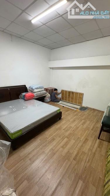 NGAY PHAN ĐÌNH PHÙNG, GIÁP QUẬN 1, HẺM XE HƠI 6M THÔNG, 53M2, 3 TẦNG, 3PN, NHỈNH 12 TỶ - 3