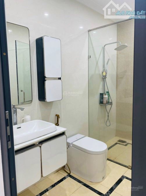 Bán nhà 2 lầu hẻm 1/ Đường Nguyễn Văn Khối - P11 -(8mx16m) -Giá 12tỷ800 TL. - 3