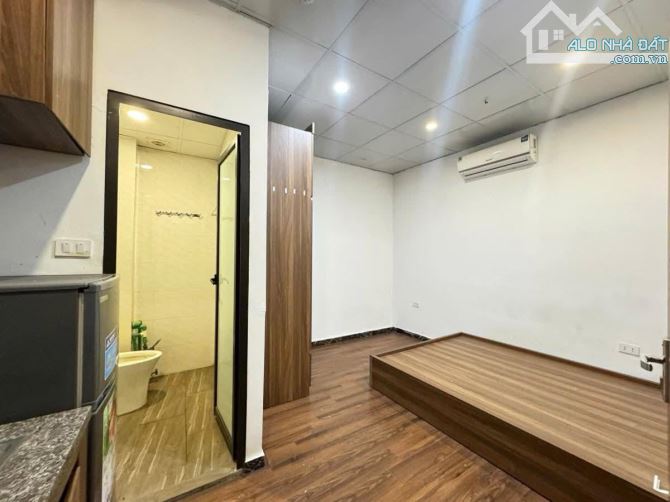 BÁN NHÀ CẦU GIẤY - DÒNG TIỀN KHỦNG - THANG MÁY - GIAO THÔNG THUẬN TIỆN - GẦN CÁC BỆNH VIỆN - 3