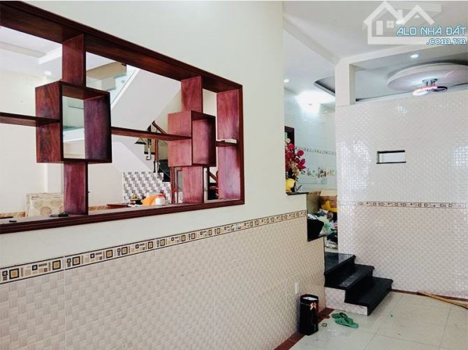 BIỆT THỰ PHỐ QUANG TRUNG PHẠM VĂN BẠCH - 4 TẦNG BTCT - DT 8M x 15M - FULL NỘI THẤT GỖ - 3