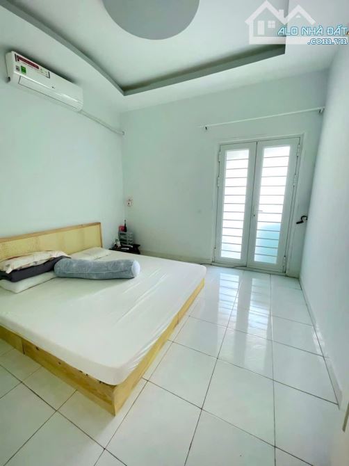 CĂN NHÀ TRONG MƠ -TÊN LỬA BÌNH TÂN - 53M2 - NỞ HẬU TÀI LỘC - GIÁ NGÃ CÂY: CHỈ 3.9 TỶ TL - 3