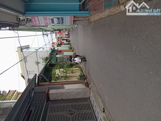 Bán nhà đẹp, mới tinh 5 tầng tại full nội thất chỉ việc xách vali về Tại Thạch bàn Long Bi - 3