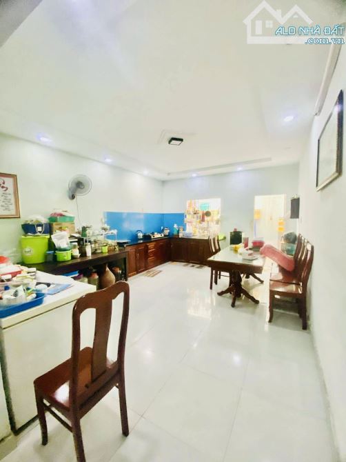 Bán Nhà Ngay CVPM Quang Trung Q12 -90 M2( 4,5 x22)- 3Tầng- HXH 6m - Chỉ 5,46Tỷ. - 3