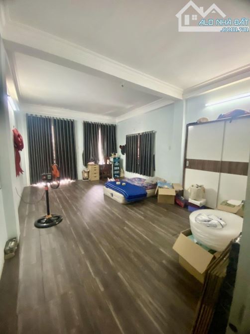BÁN NHÀ PHẦN MỀN QUANG TRUNG Q12 - 3 TẦNG 99M2 ( 4.5M X 22M) - ĐƯỜNG 6M THÔNG - 5.47 TỶ - 3